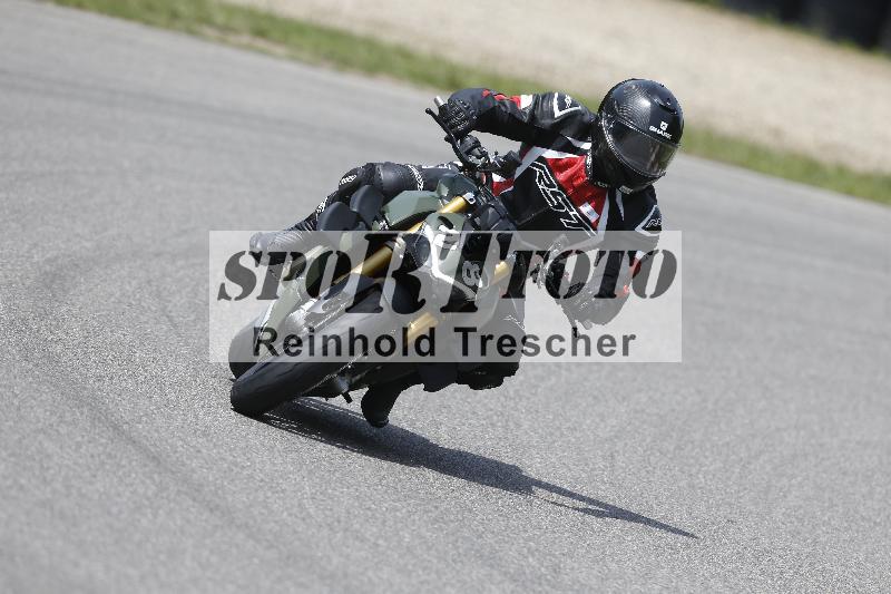 /27 12.06.2025 Ducati Schweiz Trackday Warmup  ADR/gruen-vert/28